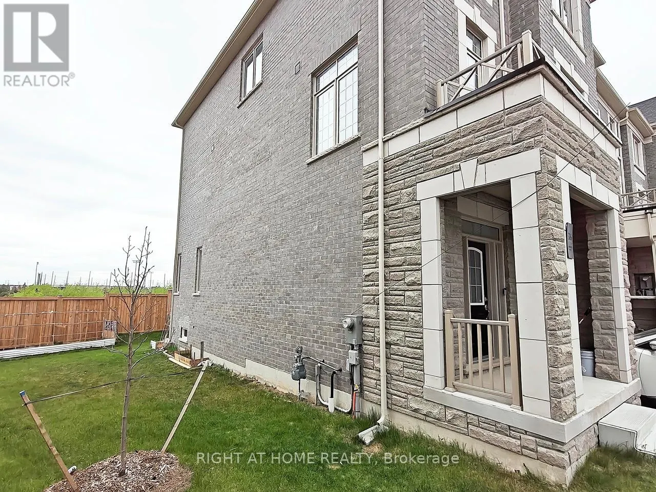 36 ANDRESS WAY