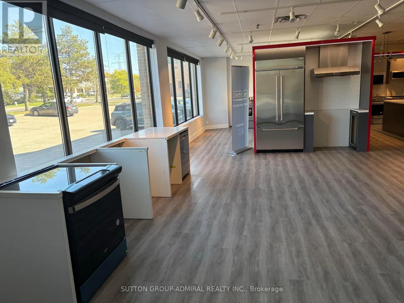 3 & 4 - 176 BULLOCK DRIVE