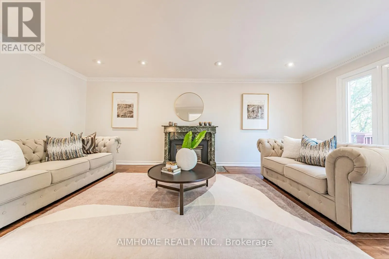 22 CHILTERN HILL