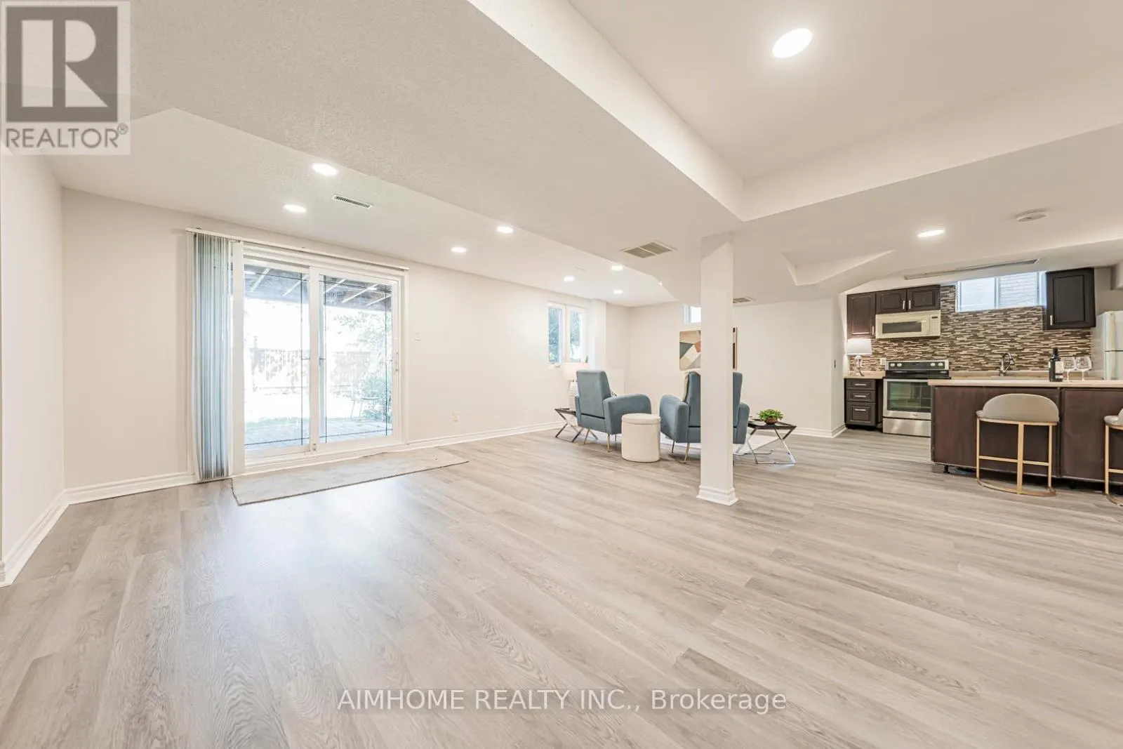22 CHILTERN HILL