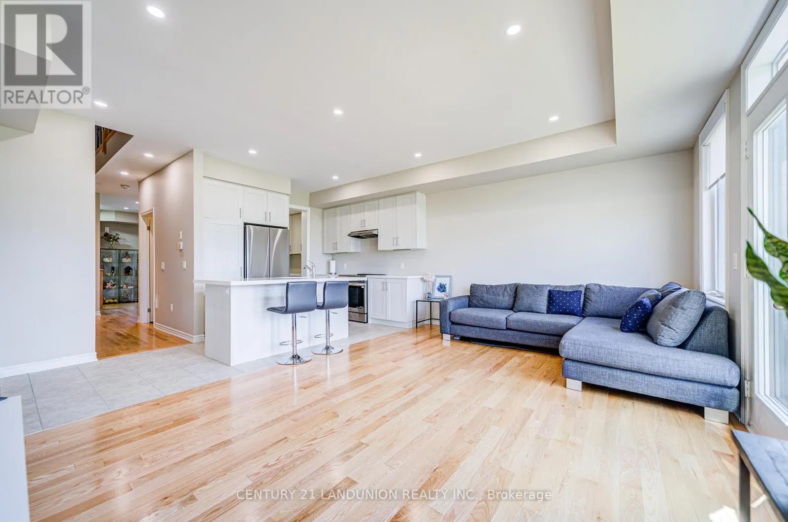 65 PUISAYA DRIVE