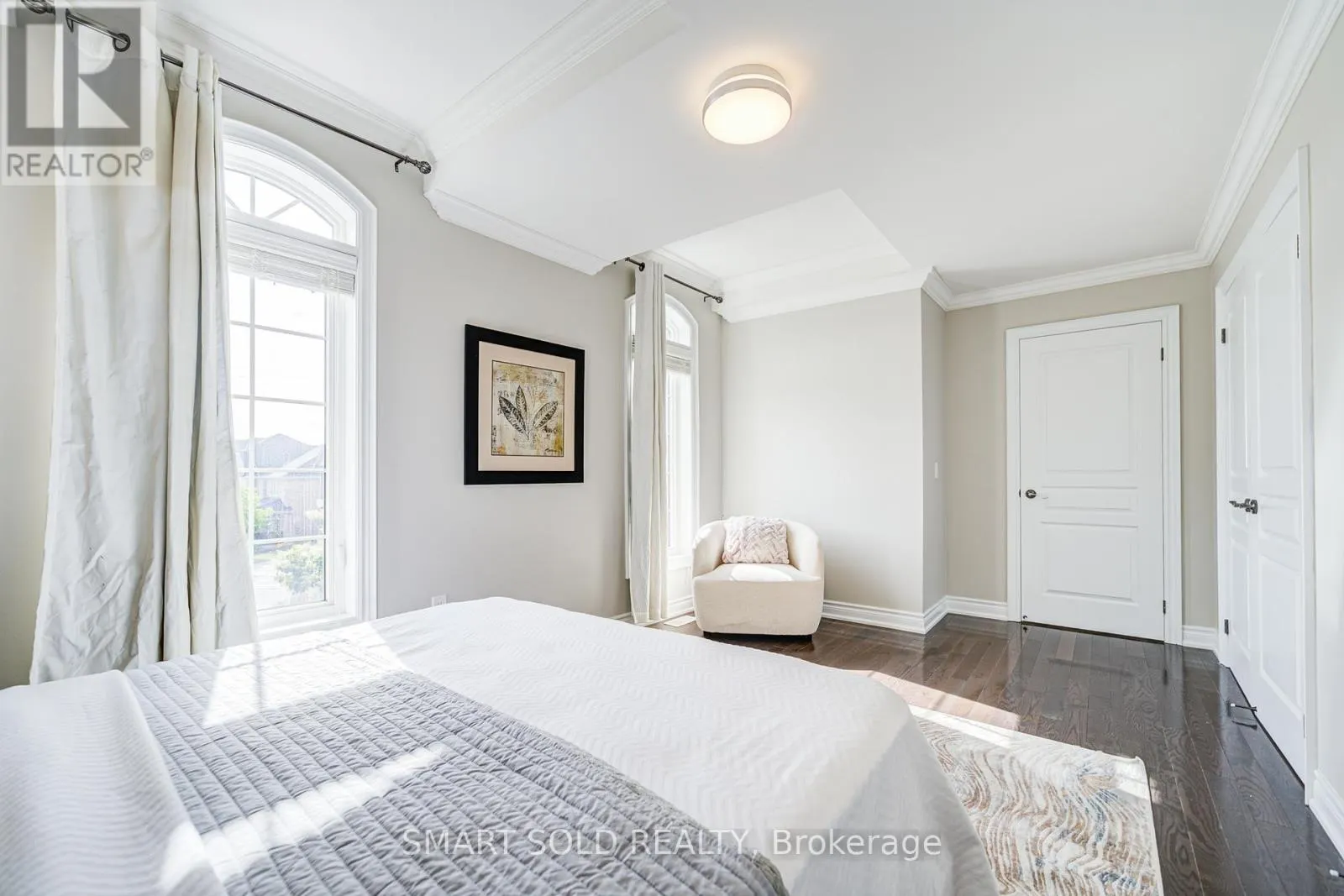 29 MAGDALAN CRESCENT