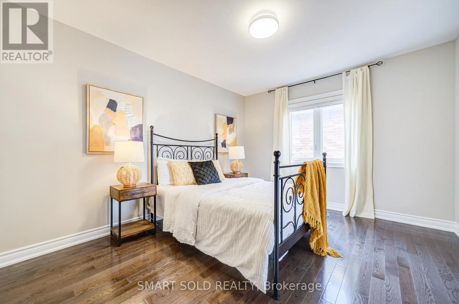 29 MAGDALAN CRESCENT