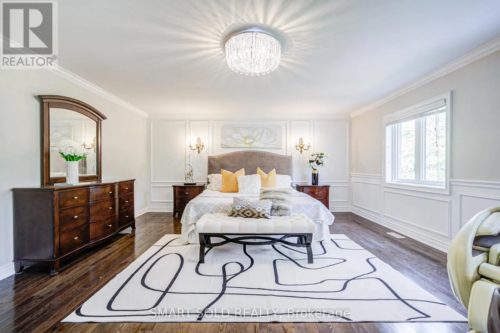 29 MAGDALAN CRESCENT