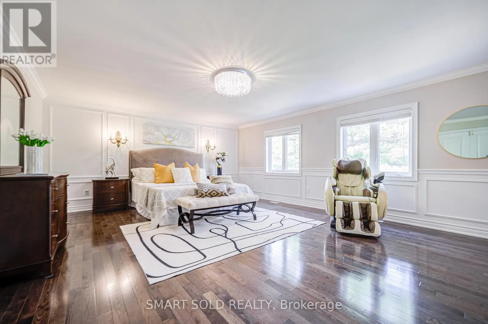 29 MAGDALAN CRESCENT