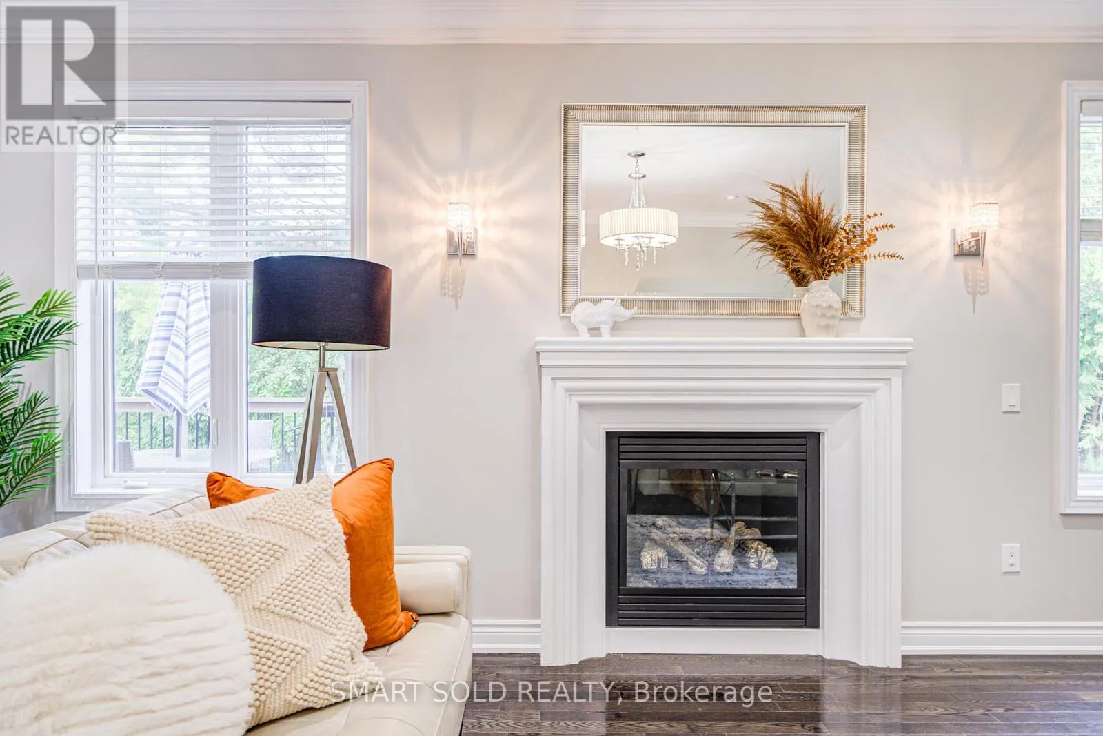 29 MAGDALAN CRESCENT