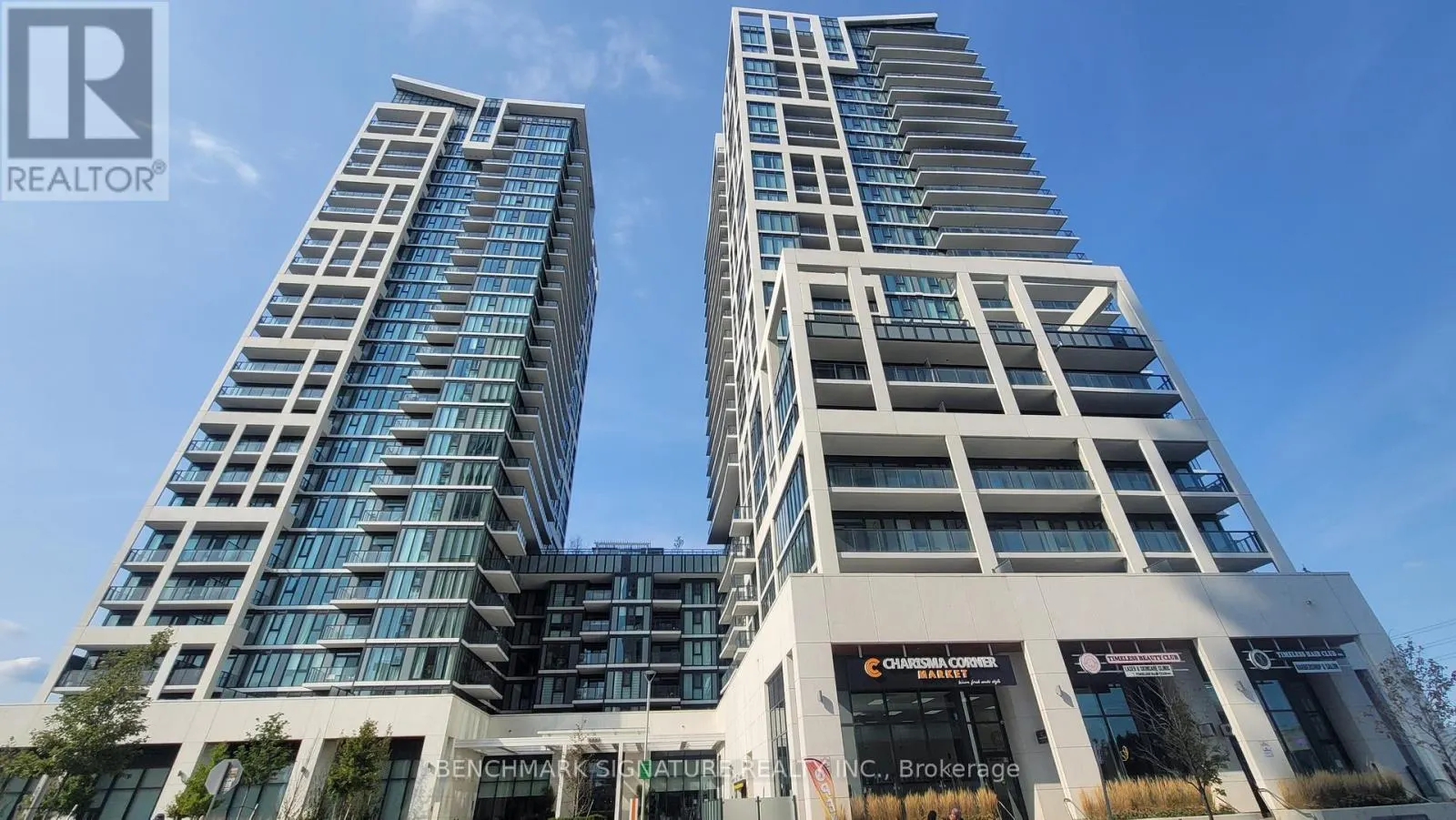 318 - 9000 JANE STREET
