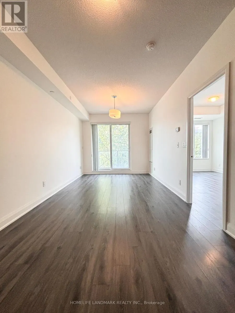 207 - 1 UPTOWN DRIVE