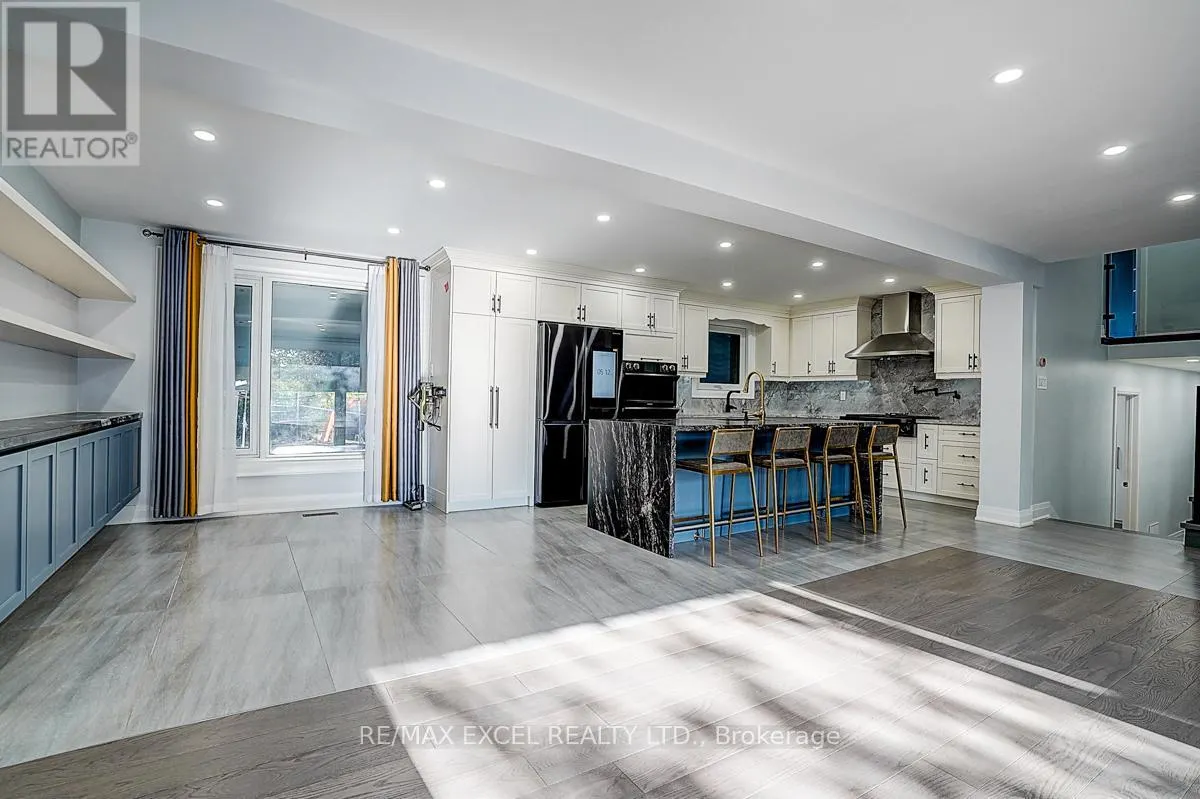9 OAKCREST AVENUE