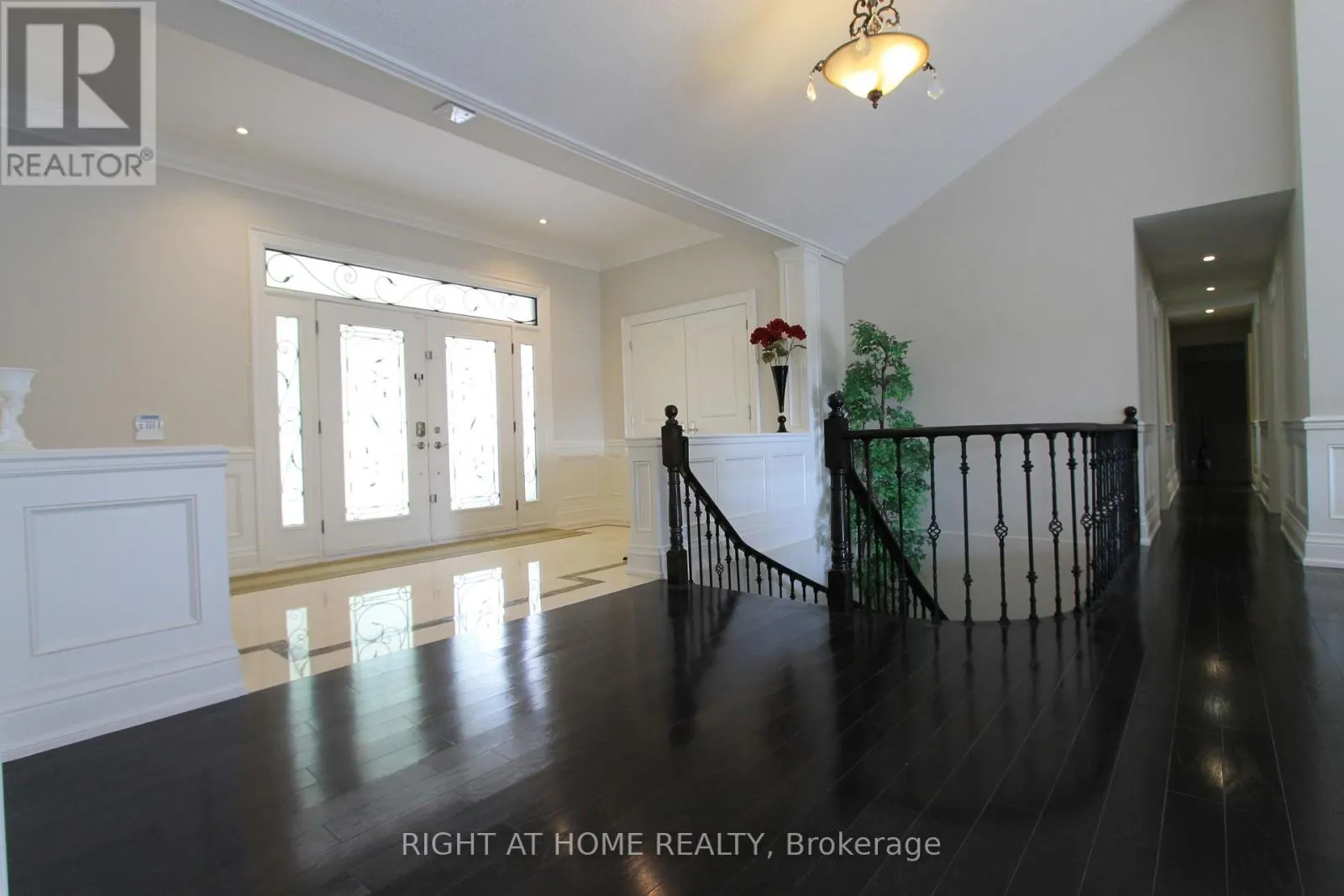 18 MCCOWAN LANE