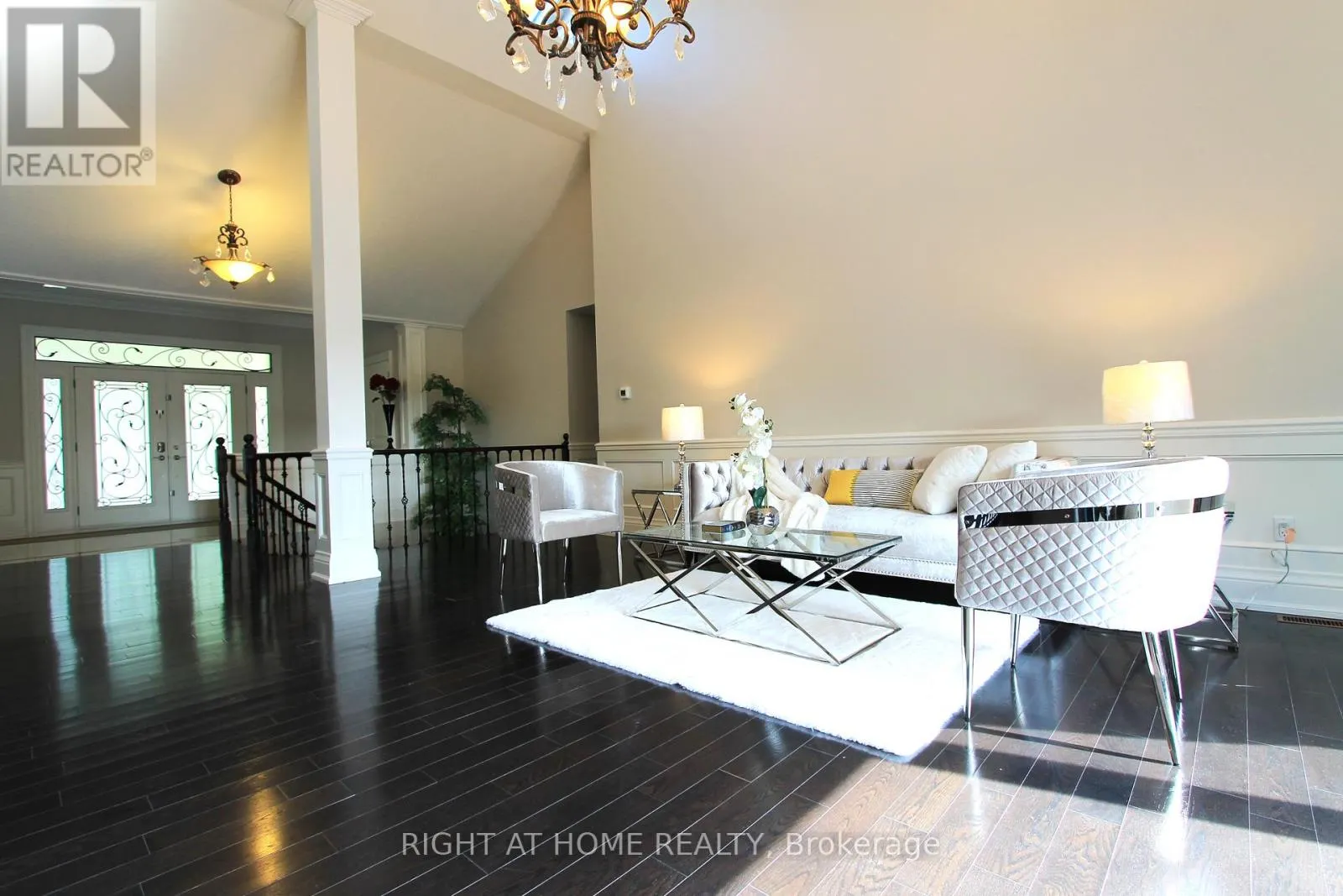 18 MCCOWAN LANE