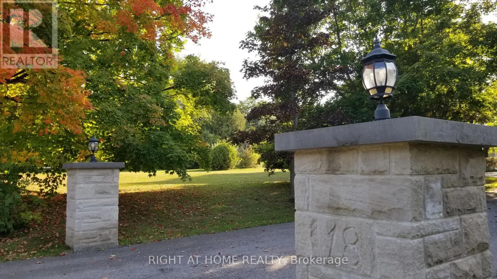 18 MCCOWAN LANE