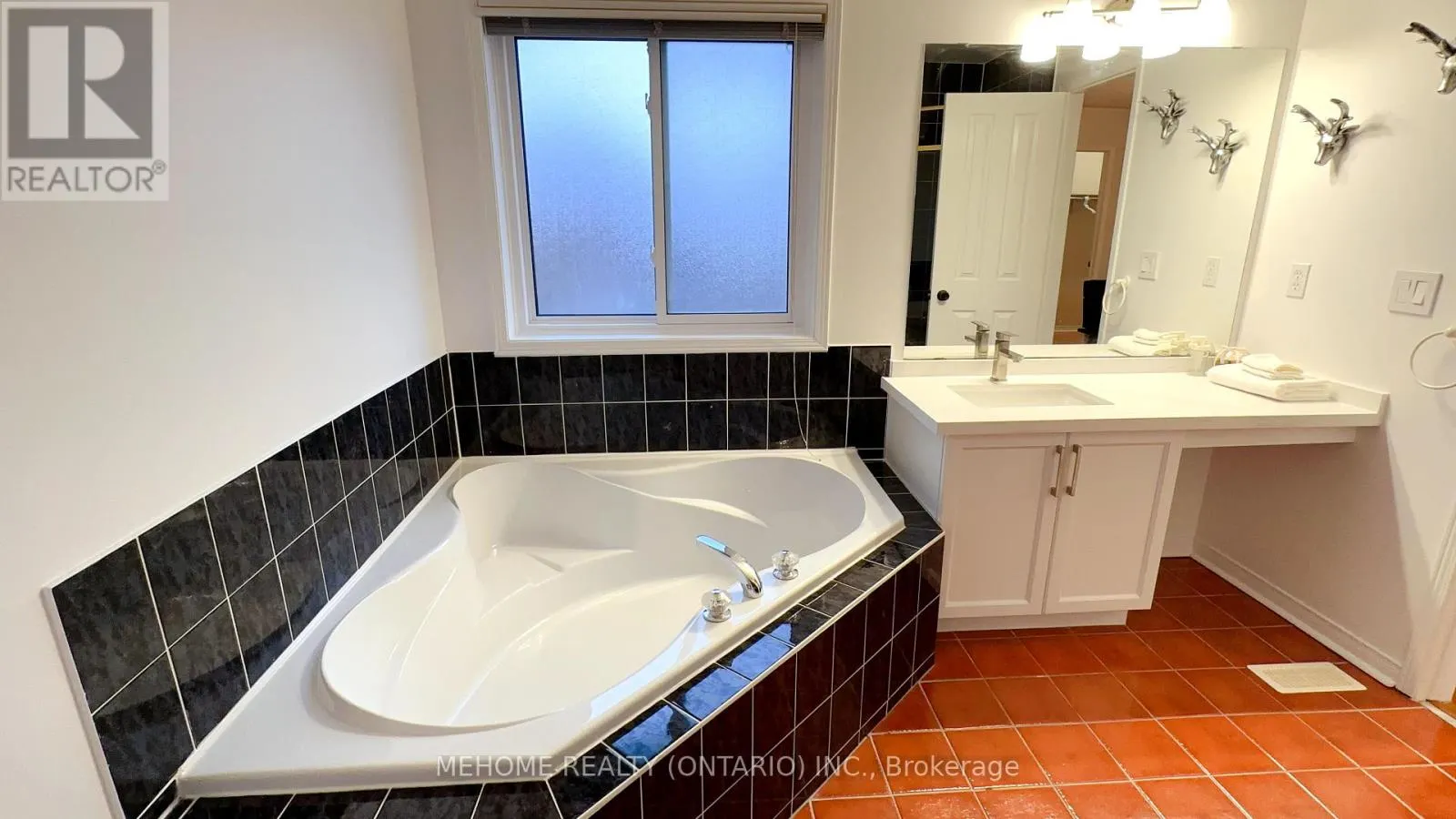 15 CATHERINA STREET