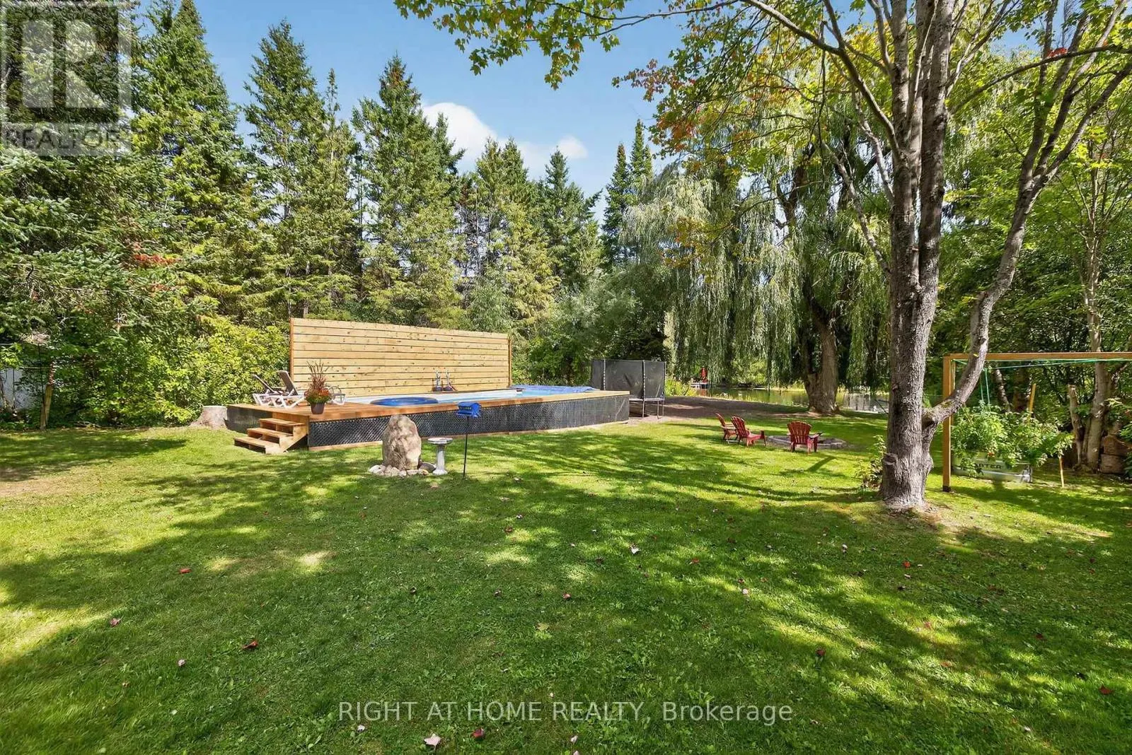 11 NICHOLSON DRIVE