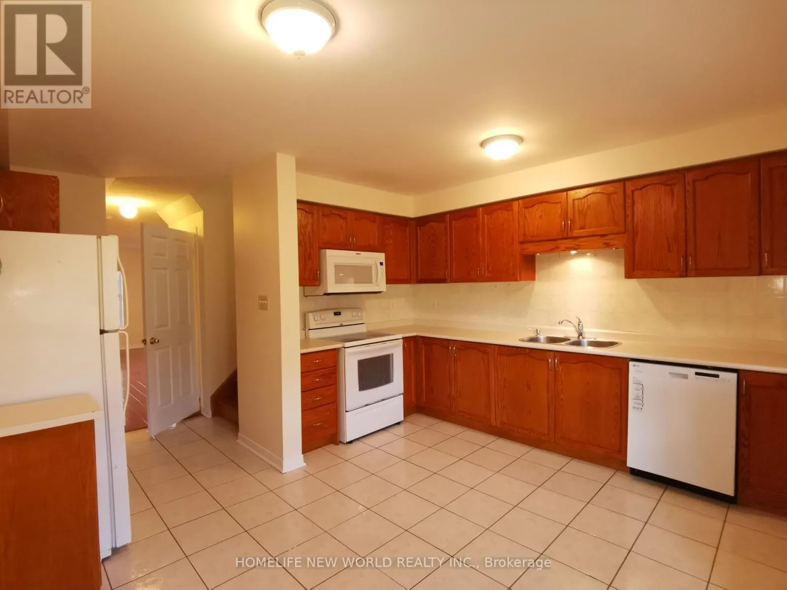 99 SELKIRK DRIVE