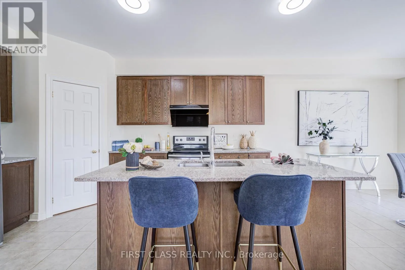 115 NOAH'S FARM TRAIL