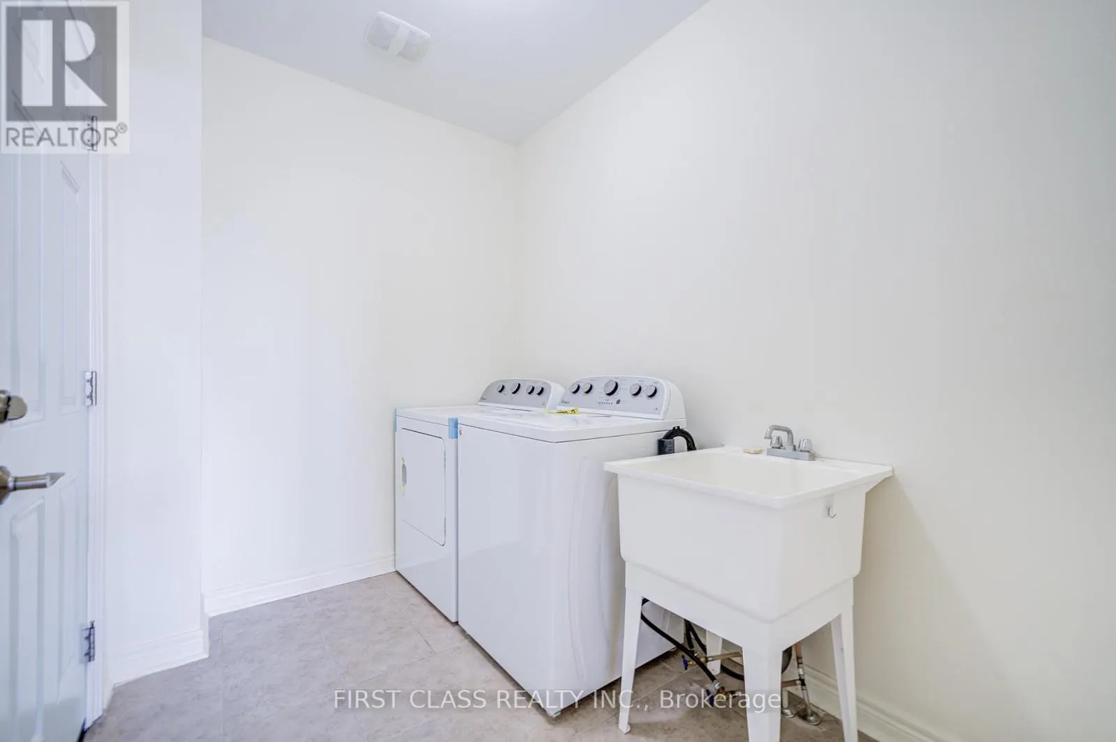 115 NOAH'S FARM TRAIL