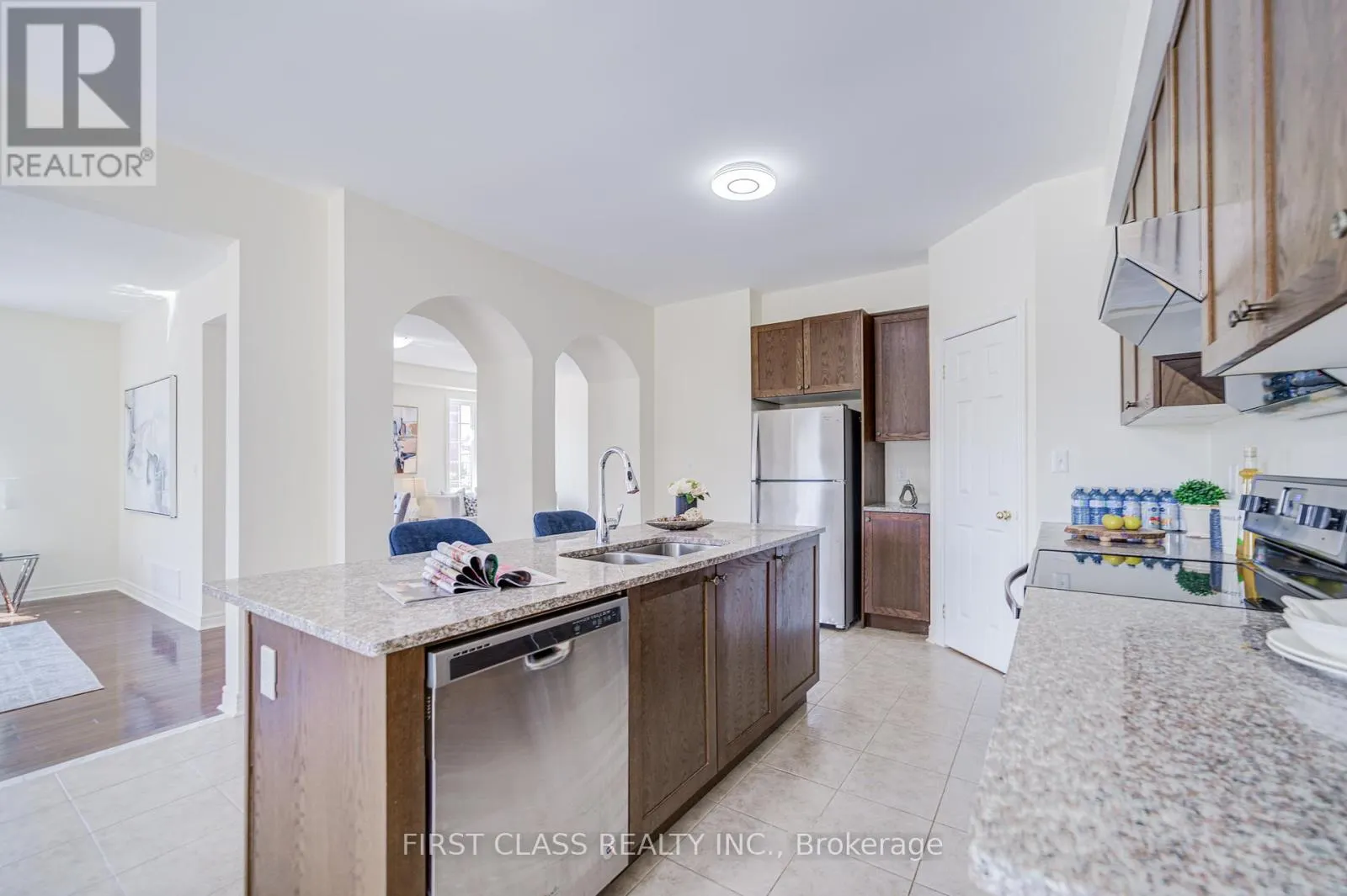 115 NOAH'S FARM TRAIL