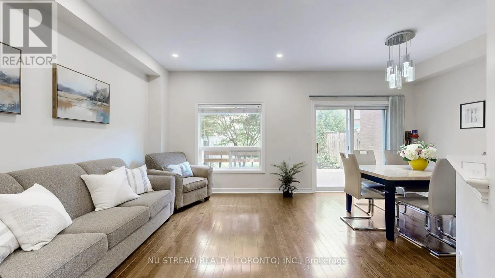 60 NOTTINGHAM DRIVE