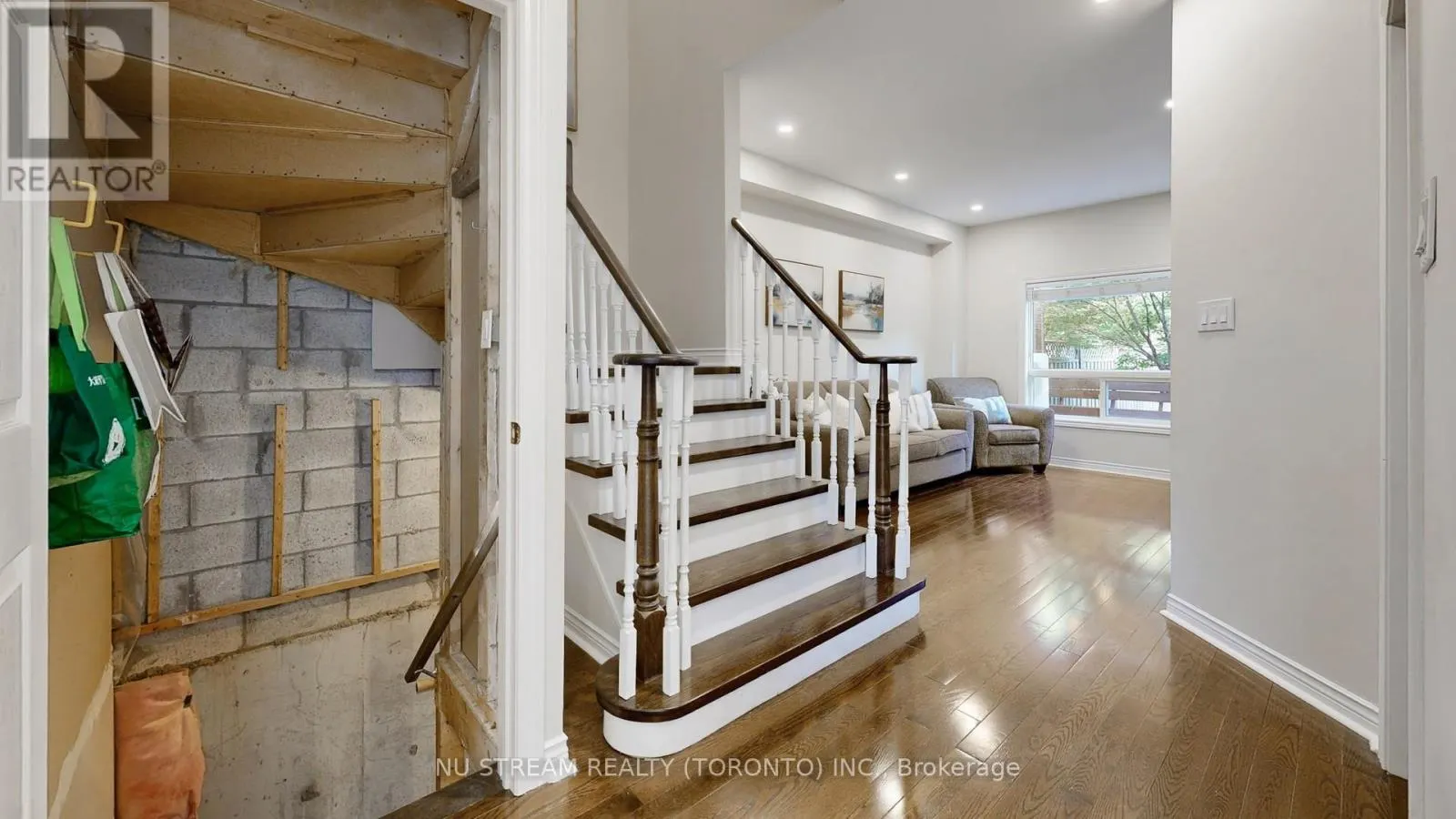 60 NOTTINGHAM DRIVE