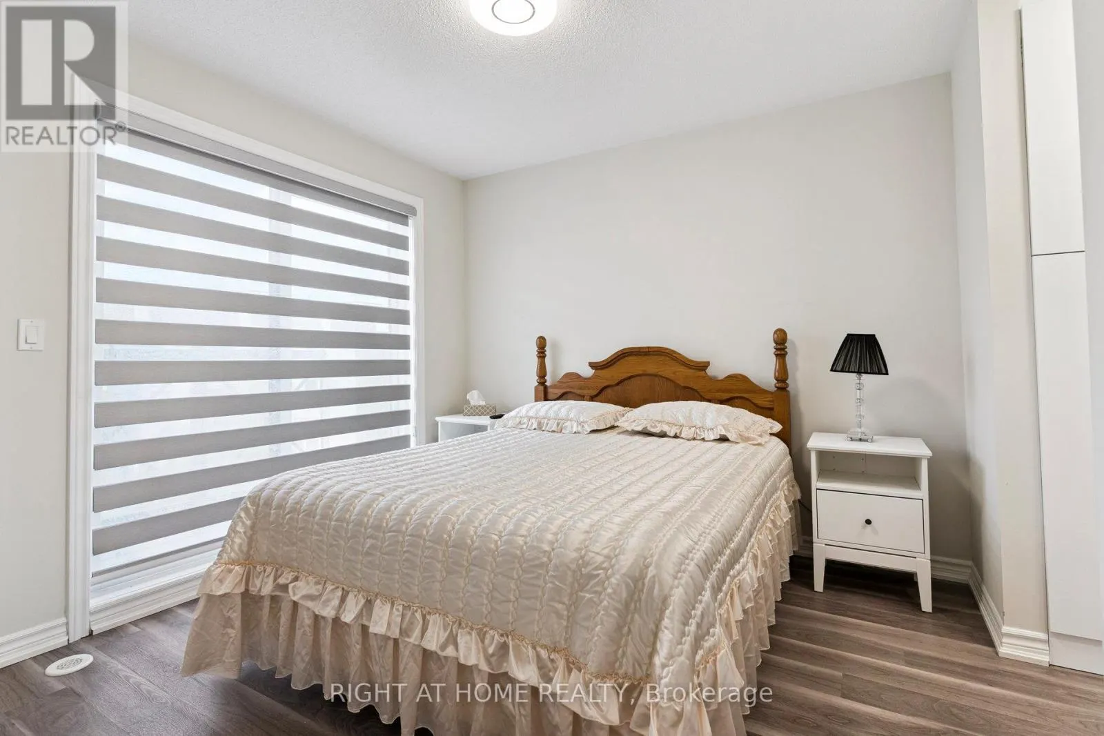30 BOADWAY CRESCENT