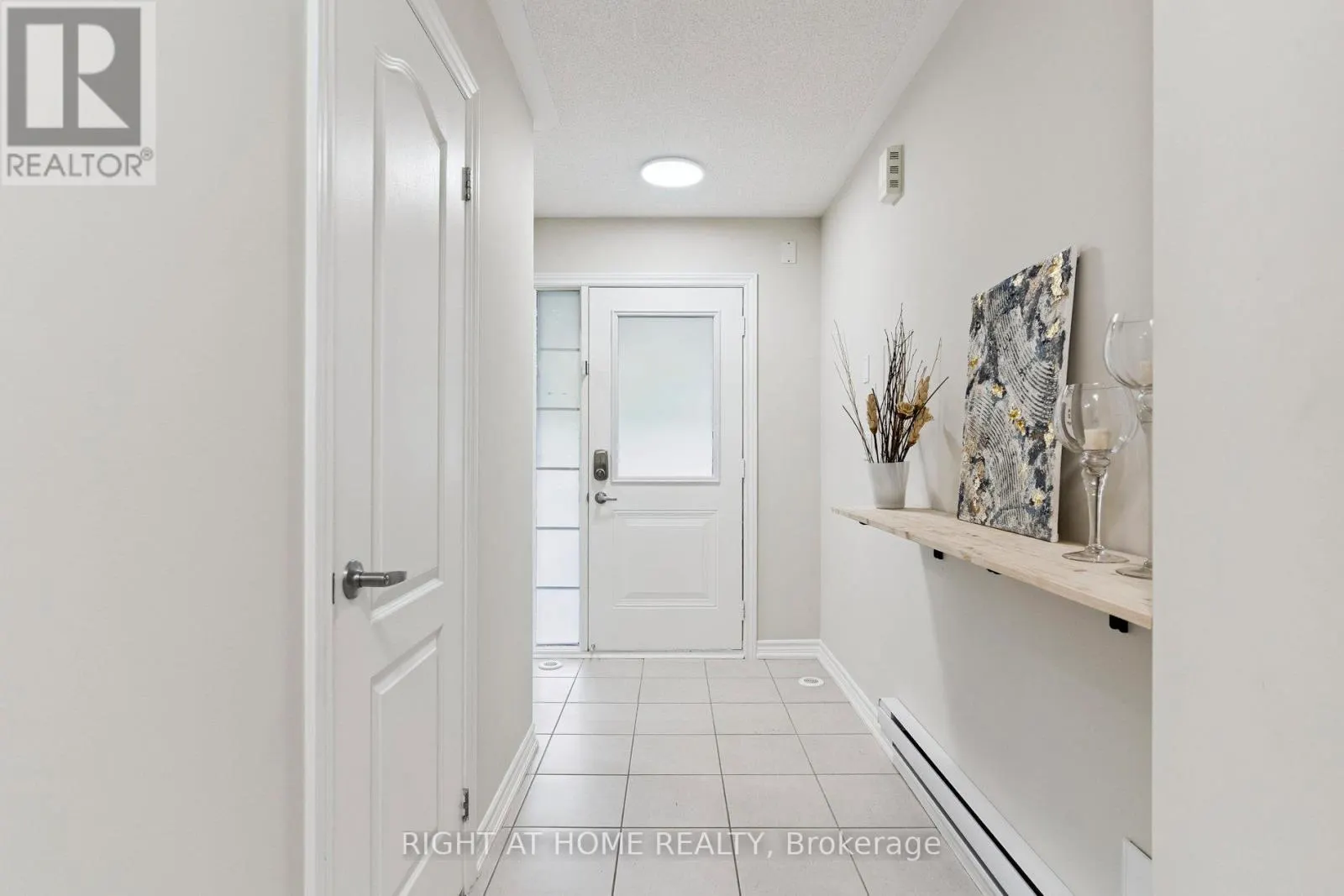 30 BOADWAY CRESCENT