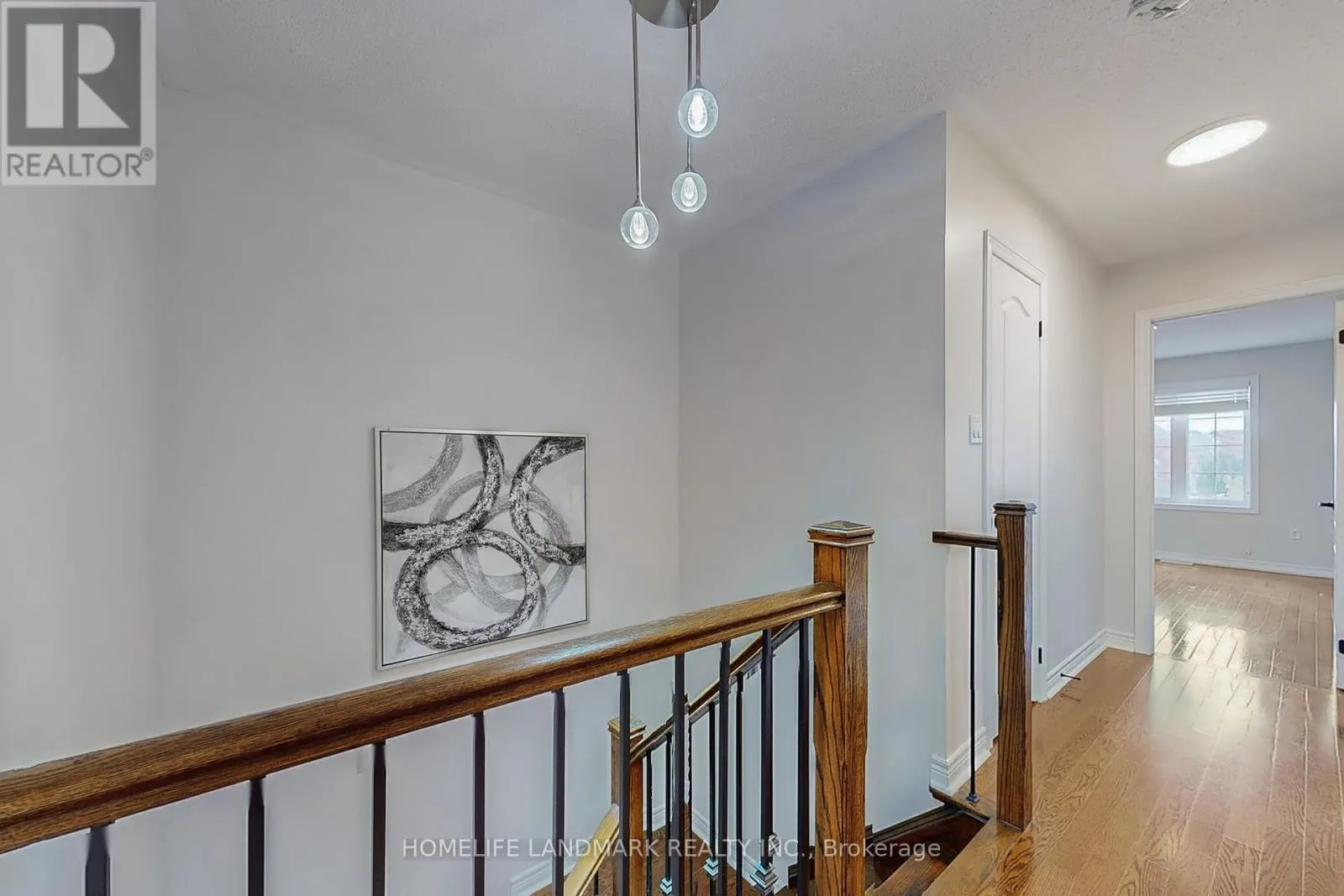62 WHITE SPRUCE CRESCENT