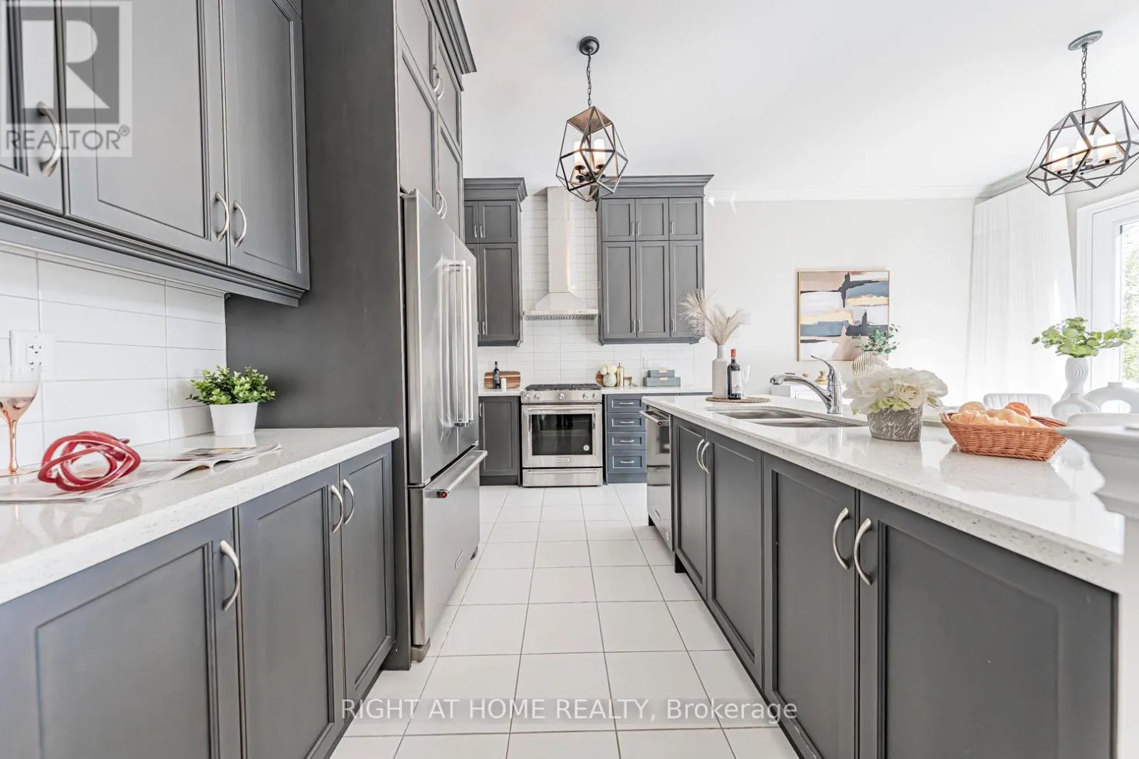 551 SOMERVILLE DRIVE