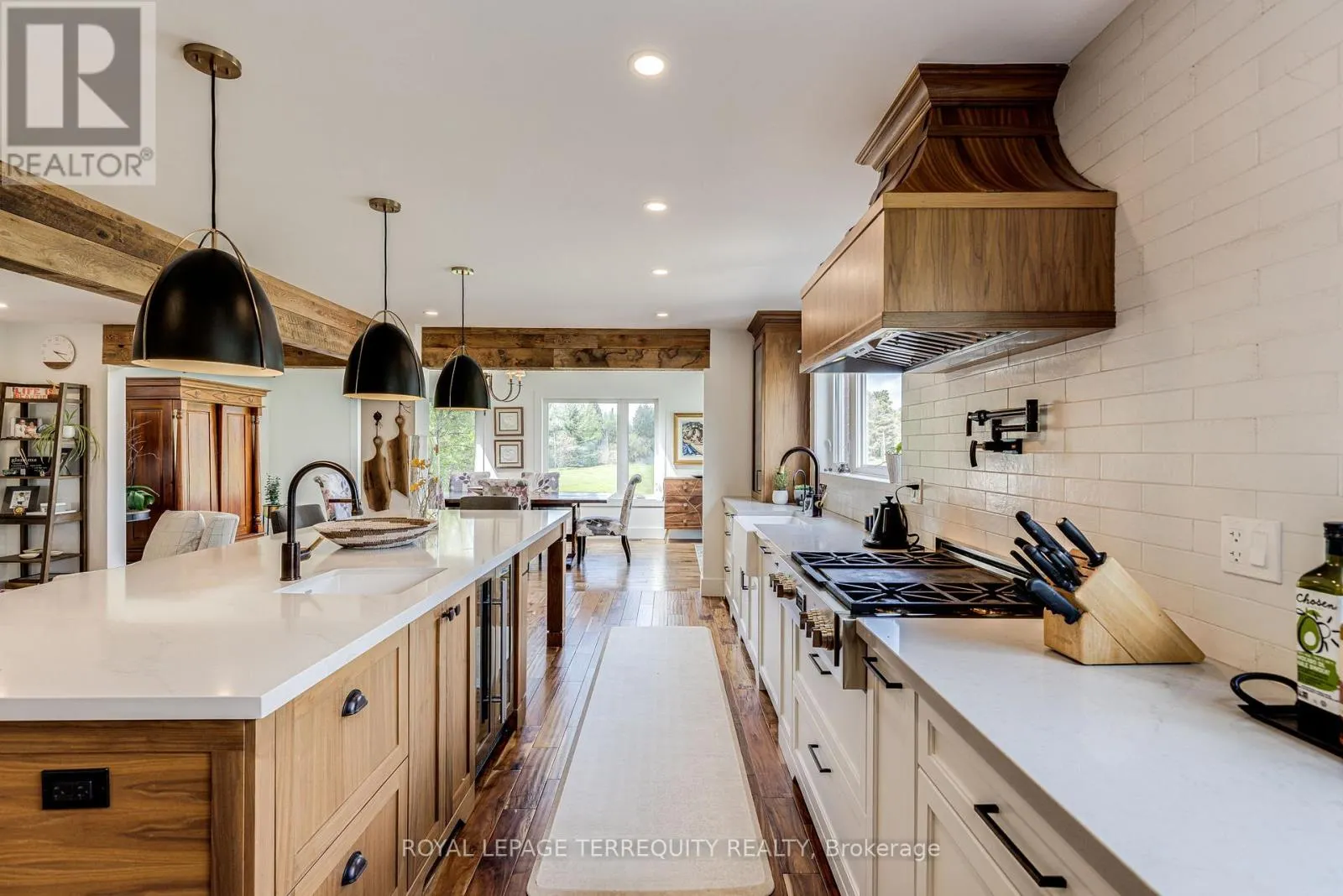 8 - 1041 CONCESSION ROAD
