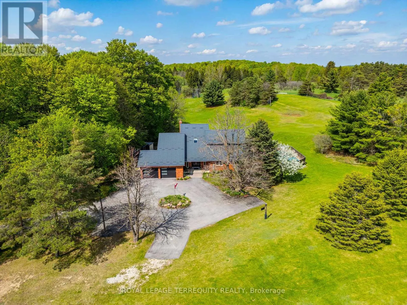 8 - 1041 CONCESSION ROAD