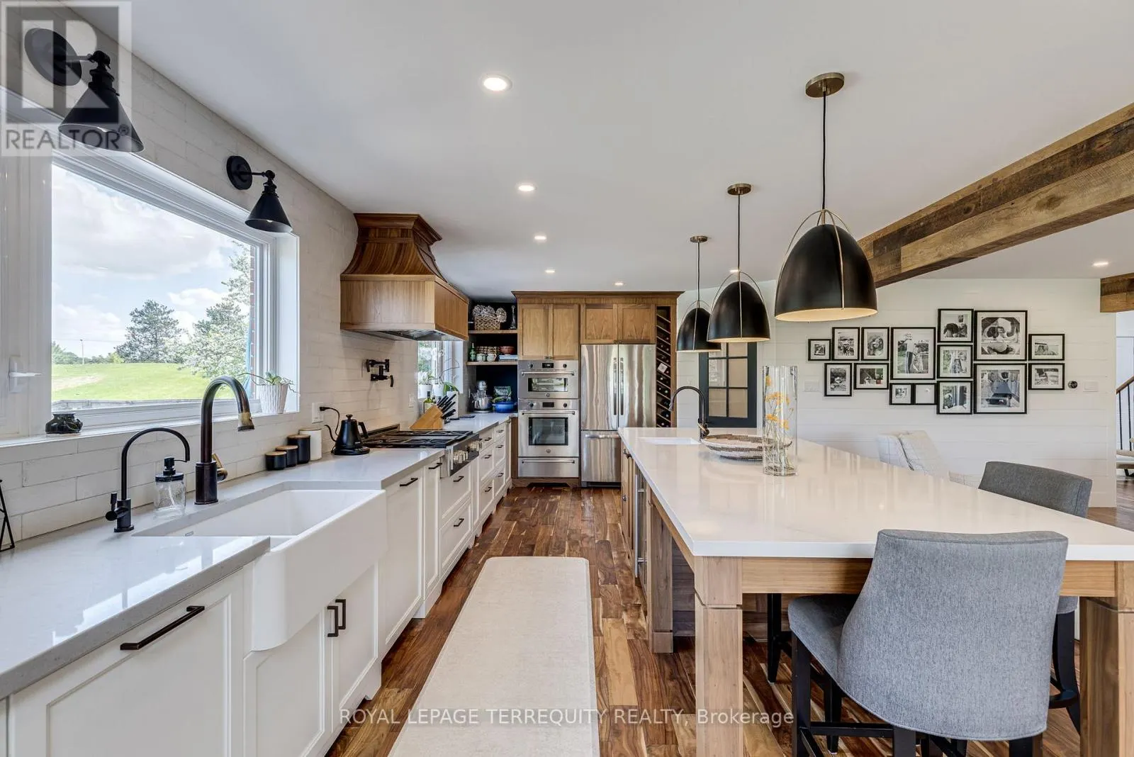 8 - 1041 CONCESSION ROAD