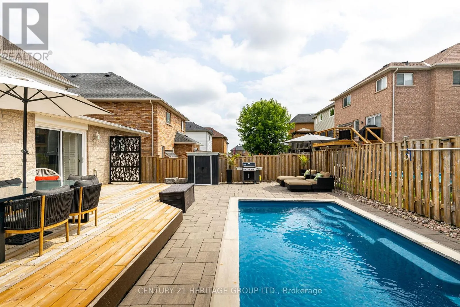 106 LAURENDALE AVENUE