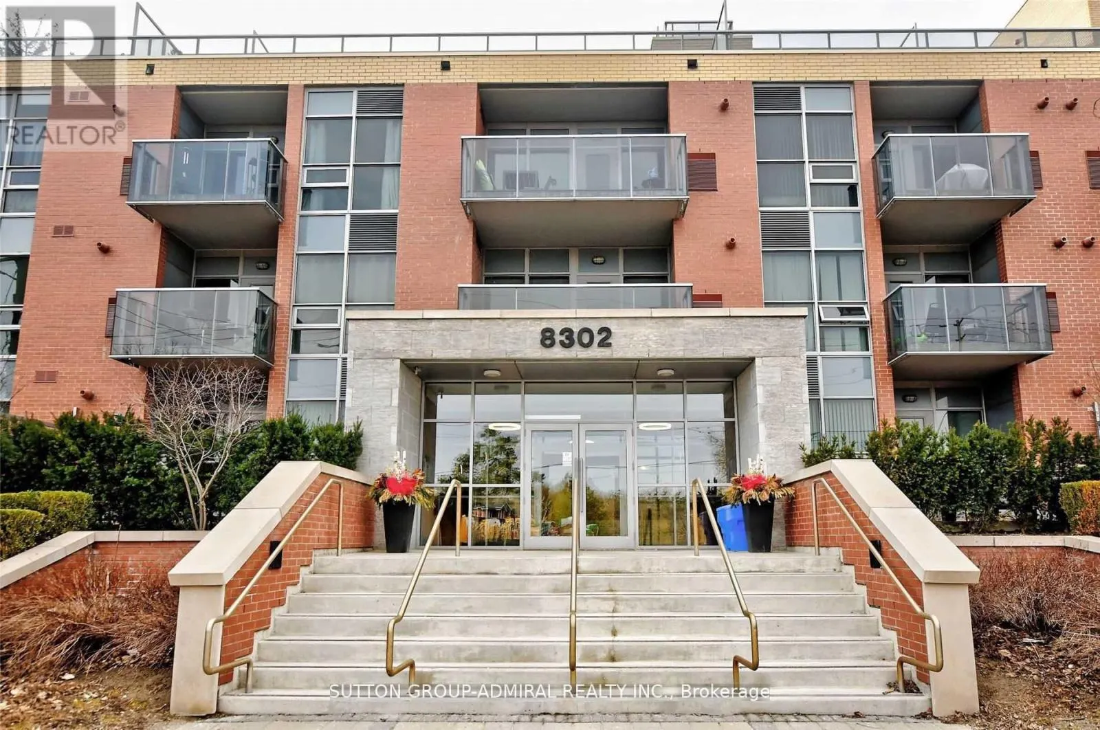 405 - 8302 ISLINGTON AVENUE