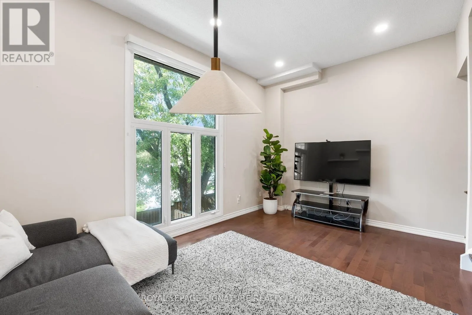 10 THATCHER'S MILL WAY