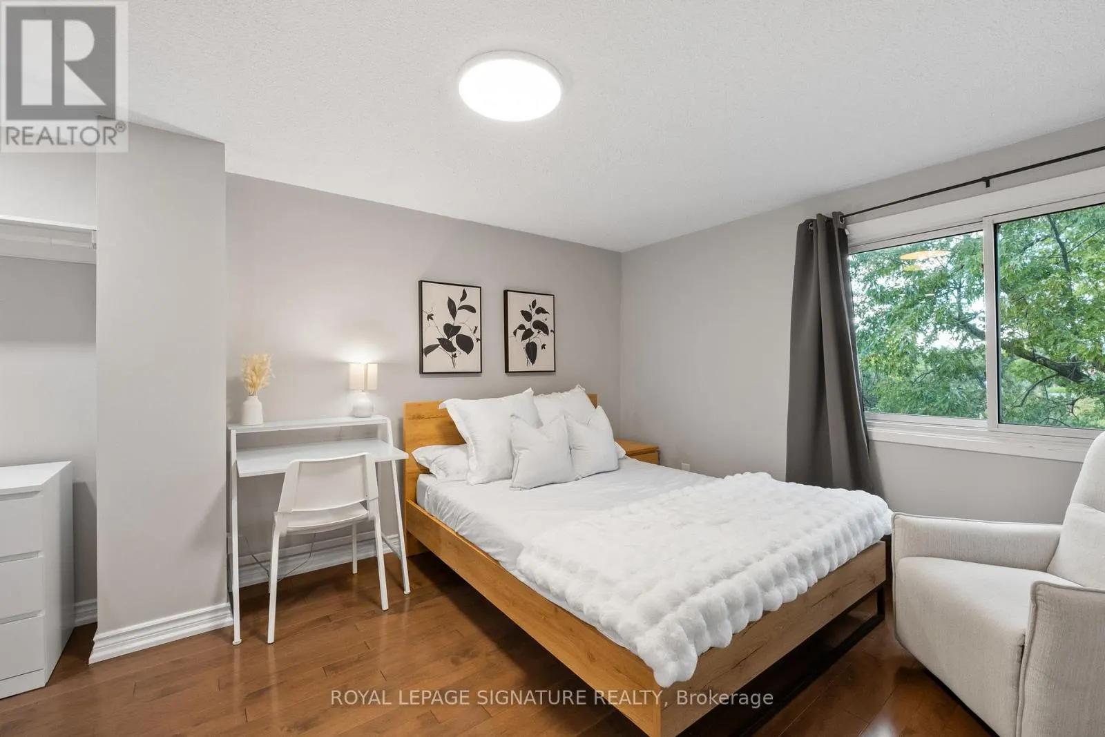 10 THATCHER'S MILL WAY