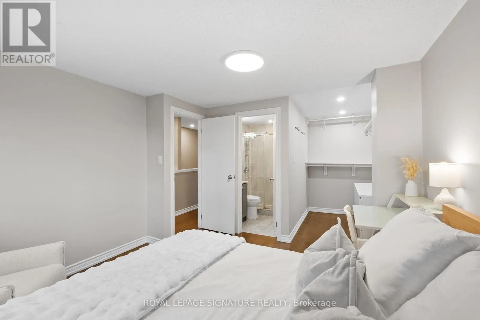 10 THATCHER'S MILL WAY