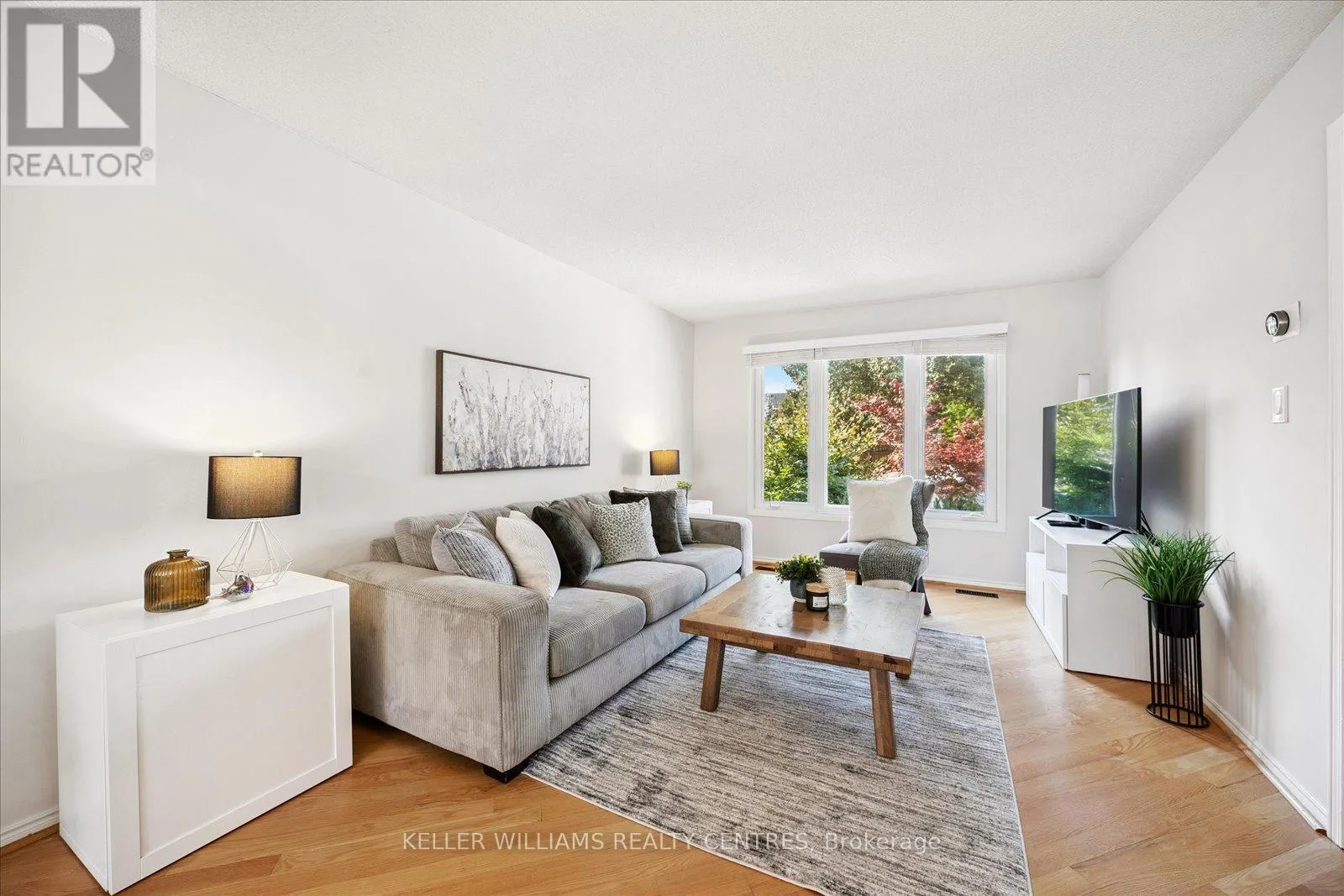 47 WHITBURN CRESCENT