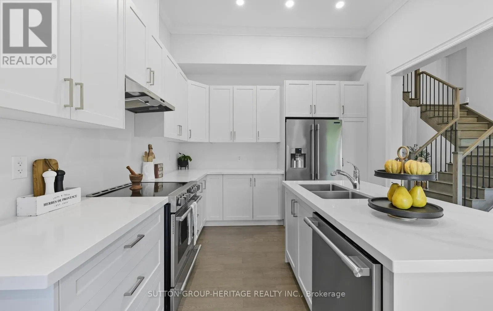 25 BALLINGER WAY