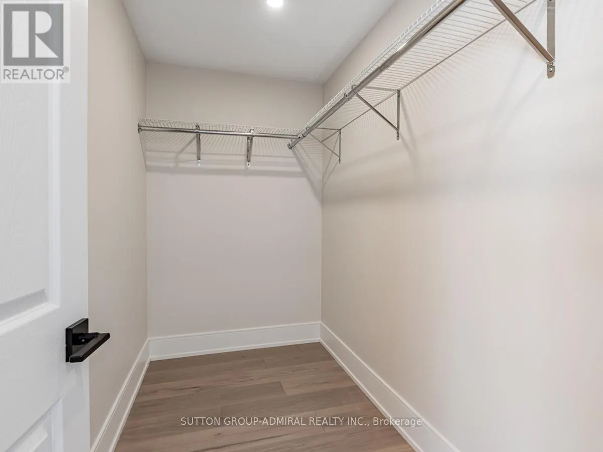 109 BARLI CRESCENT