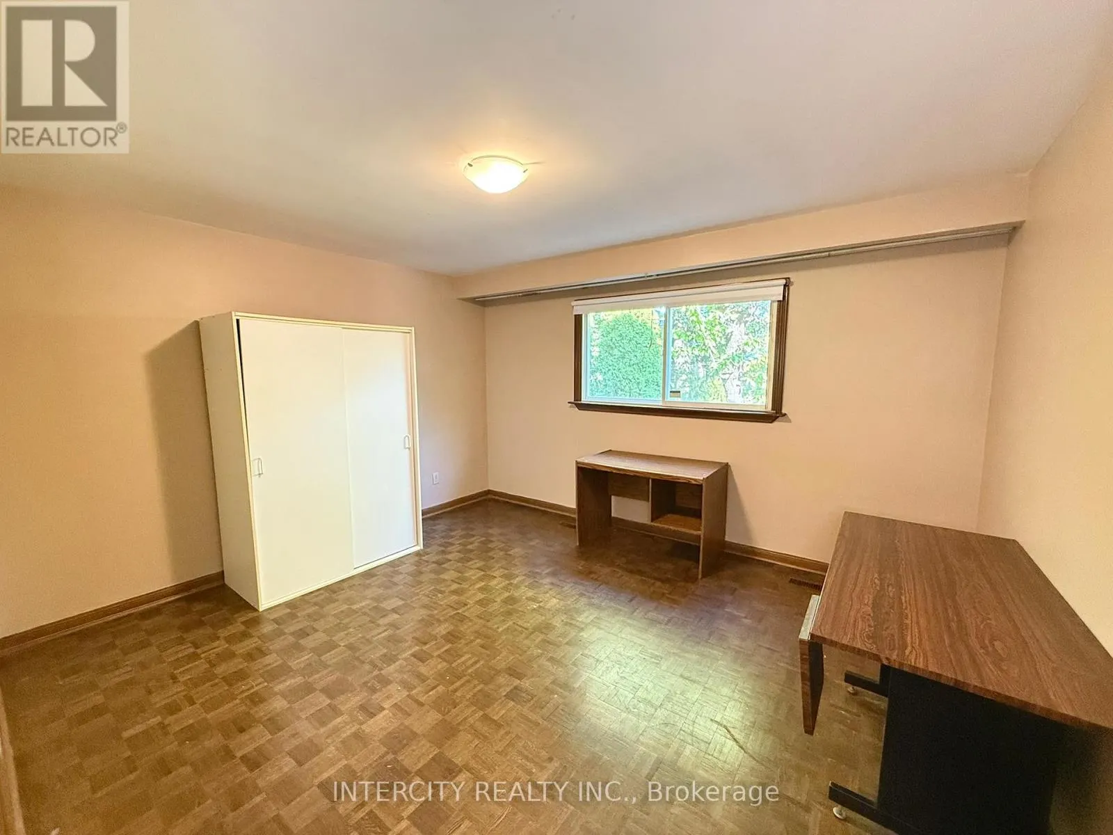 18 GLEN CAMERON ROAD