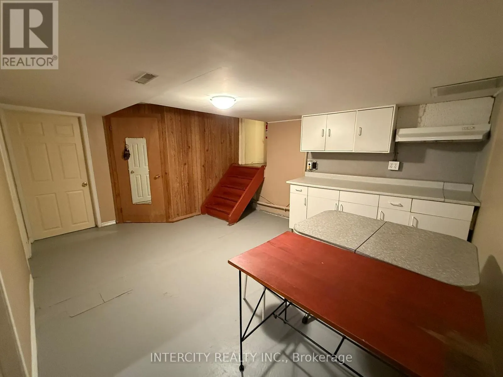 18 GLEN CAMERON ROAD