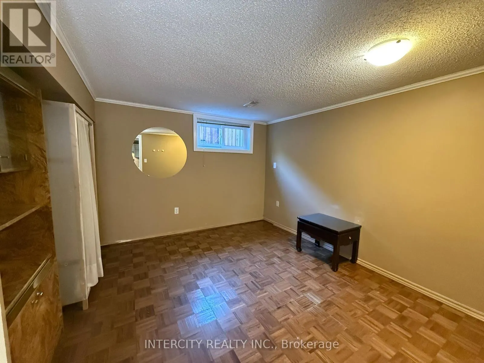 18 GLEN CAMERON ROAD