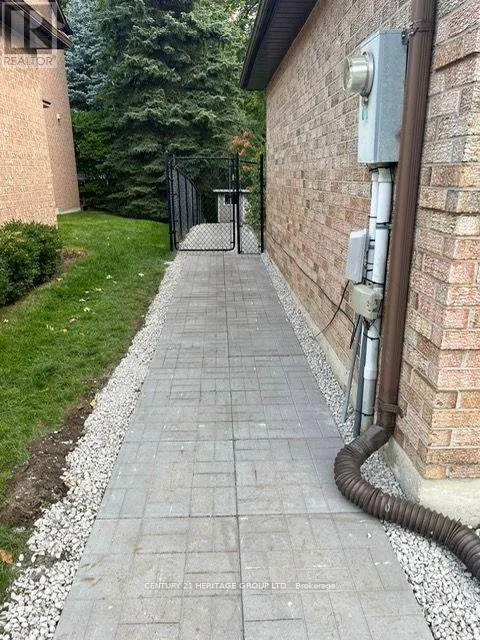 BSMT - 10 MCCLENNY DRIVE