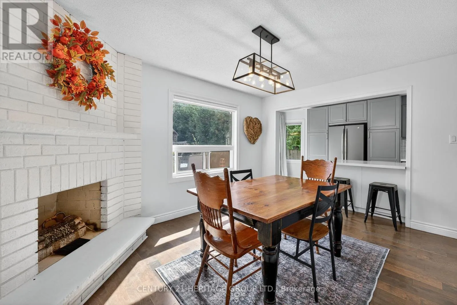 74 VERONA CRESCENT
