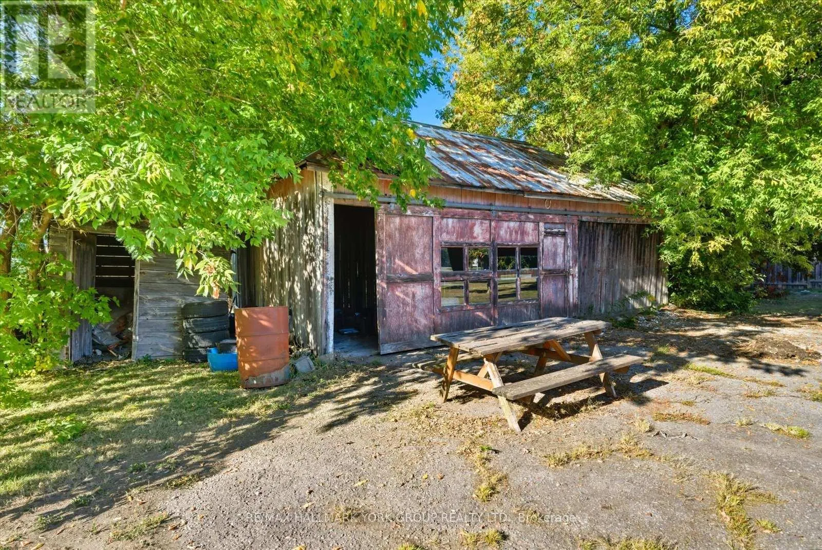 23035 LAKE RIDGE ROAD