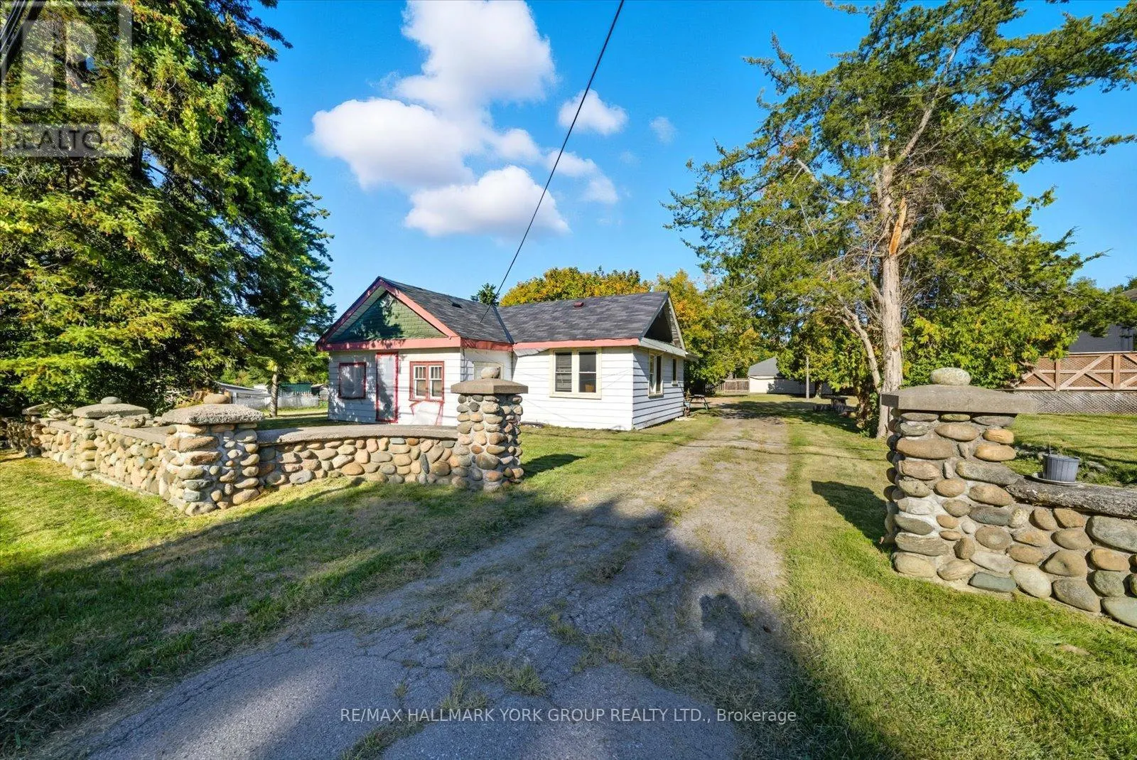 23035 LAKE RIDGE ROAD
