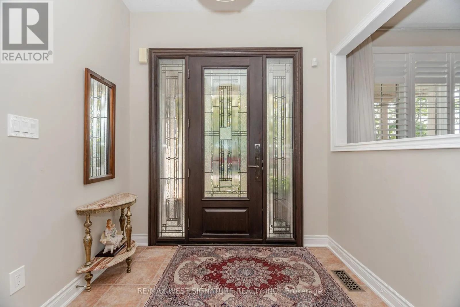 107 CUPOLA CRESCENT