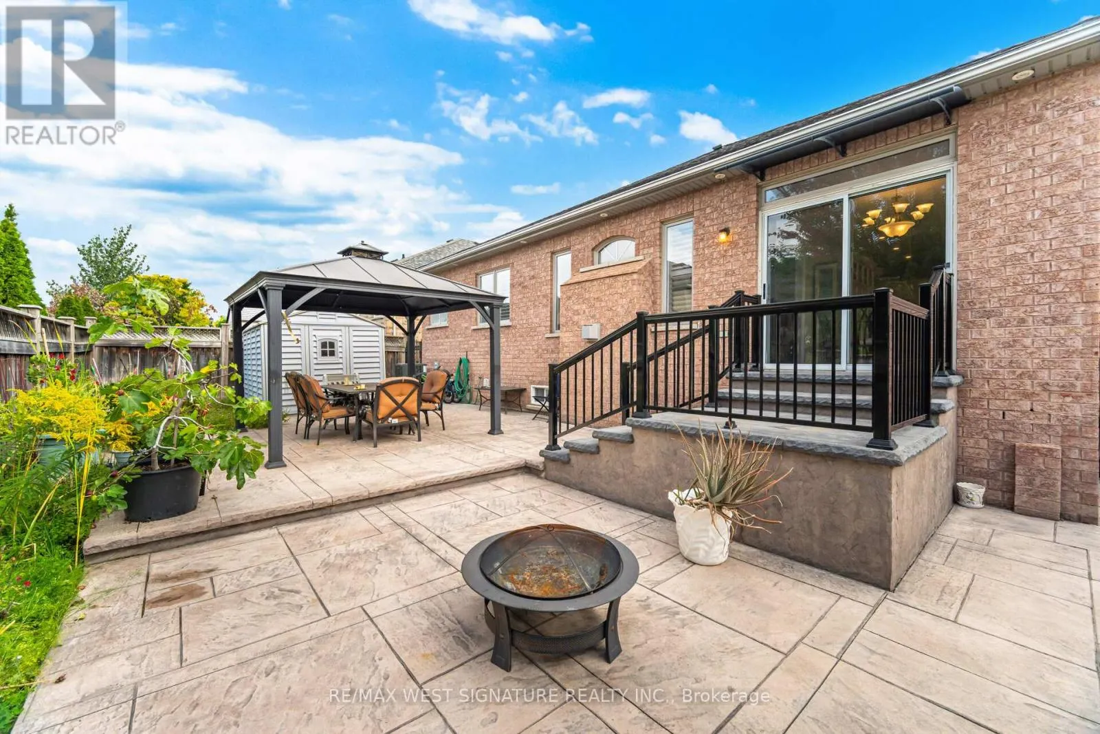 107 CUPOLA CRESCENT