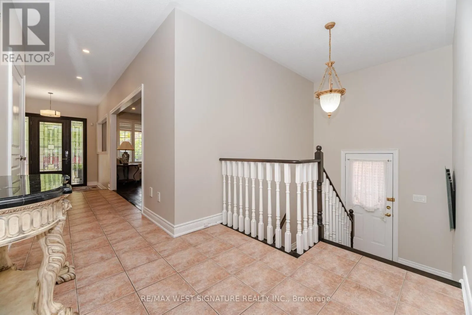 107 CUPOLA CRESCENT