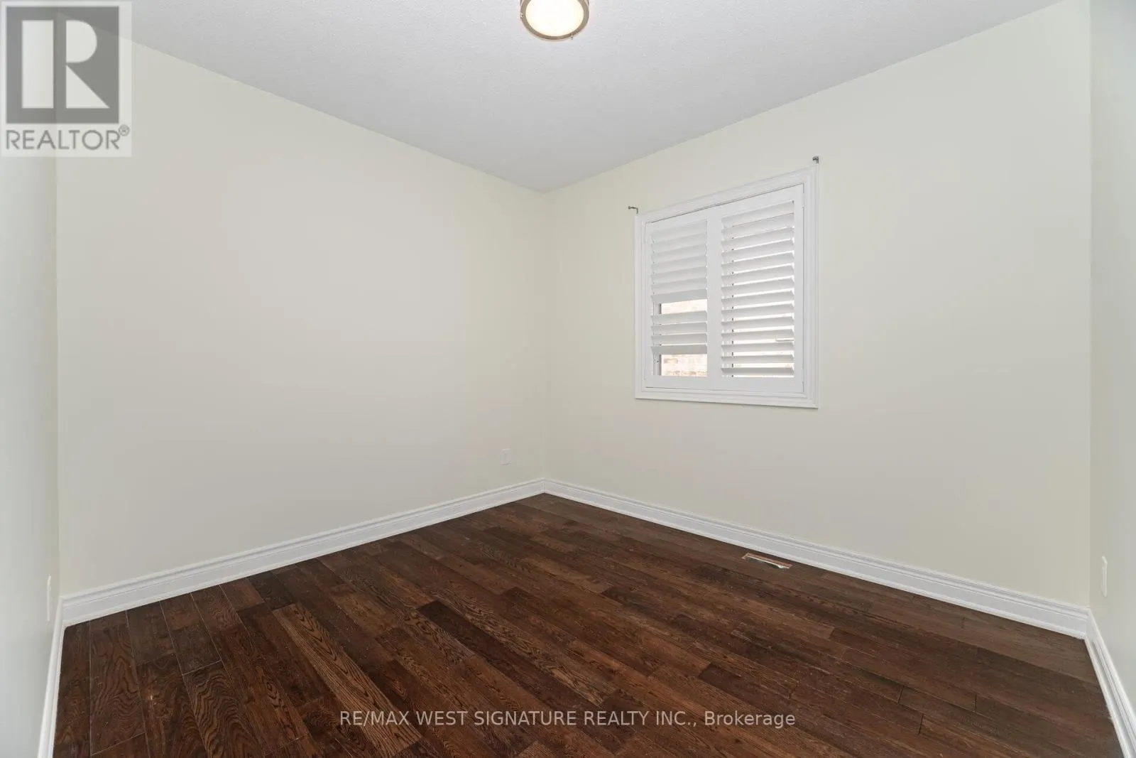 107 CUPOLA CRESCENT